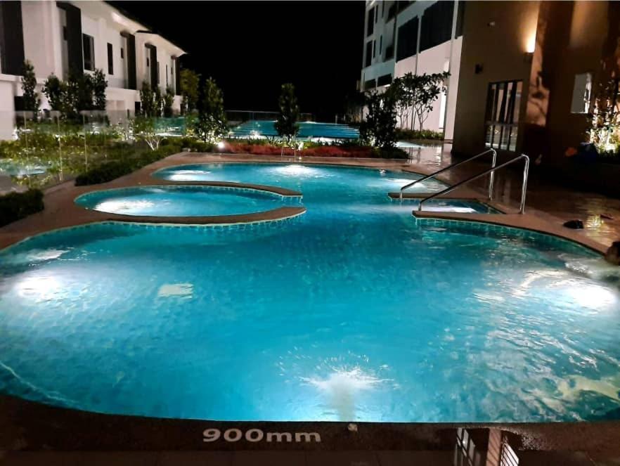Hotspring 2 Room 1512 Suite Sunway Onsen With Theme Park View 4 Pax Tambun Esterno foto