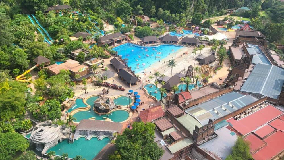Hotspring 2 Room 1512 Suite Sunway Onsen With Theme Park View 4 Pax Tambun Esterno foto